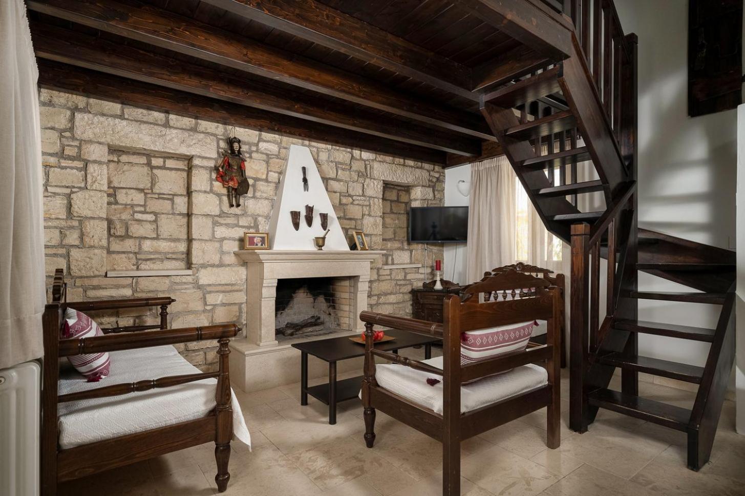 Orelia Cretan Deluxe Apartments Kamilari Bagian luar foto