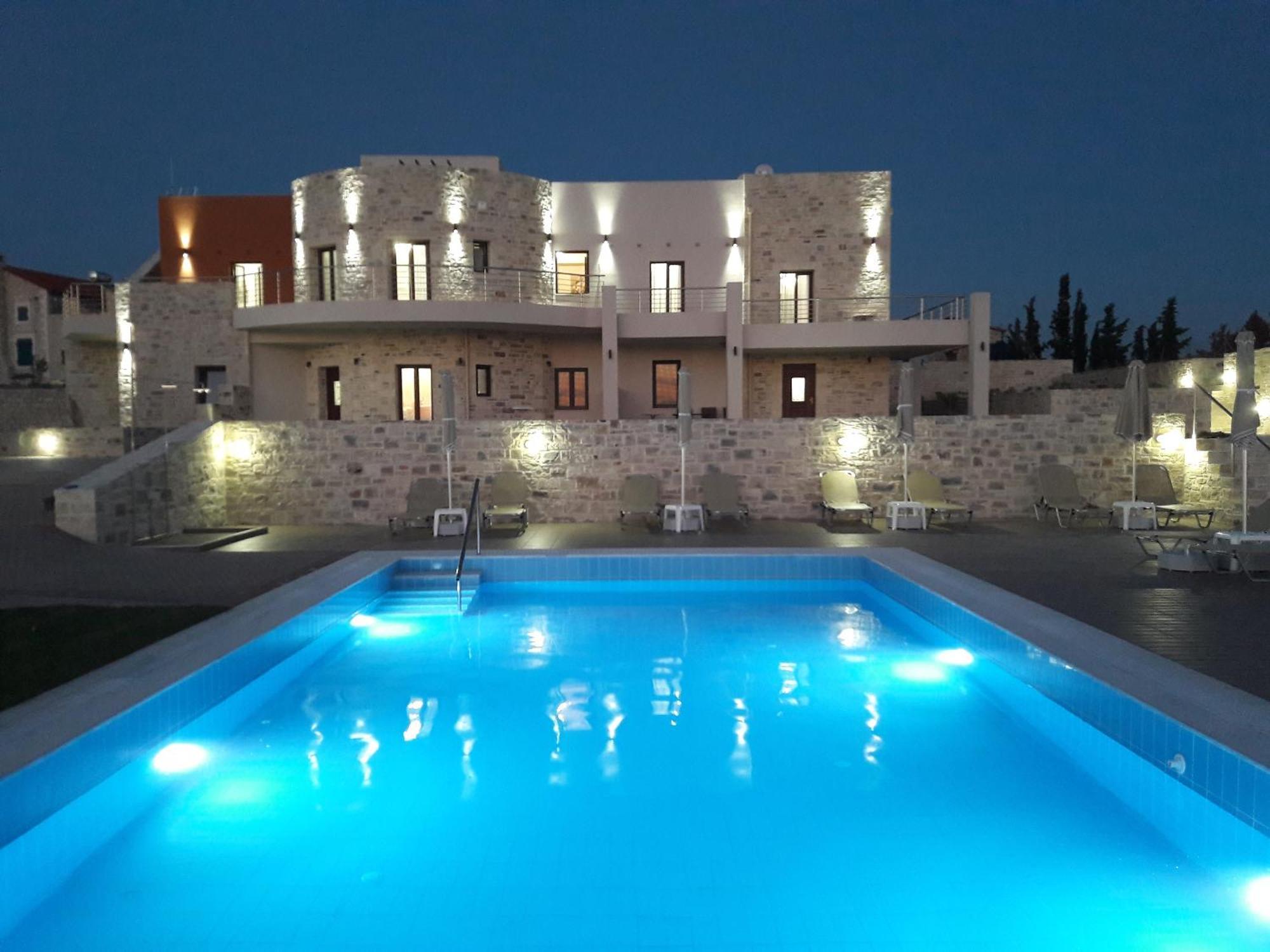 Orelia Cretan Deluxe Apartments Kamilari Bagian luar foto