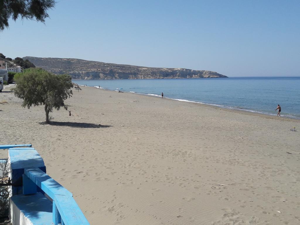 Orelia Cretan Deluxe Apartments Kamilari Bagian luar foto