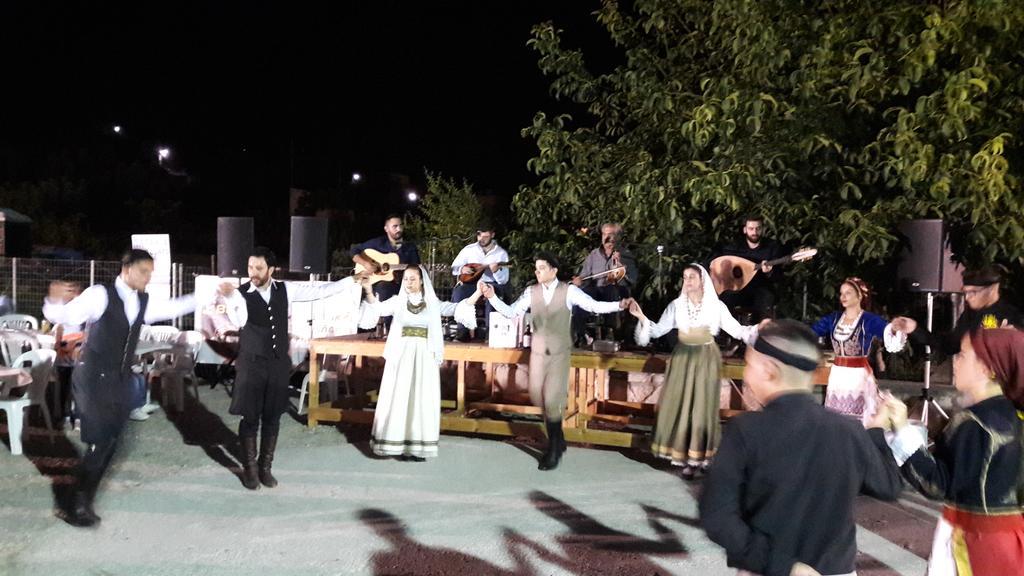 Orelia Cretan Deluxe Apartments Kamilari Bagian luar foto
