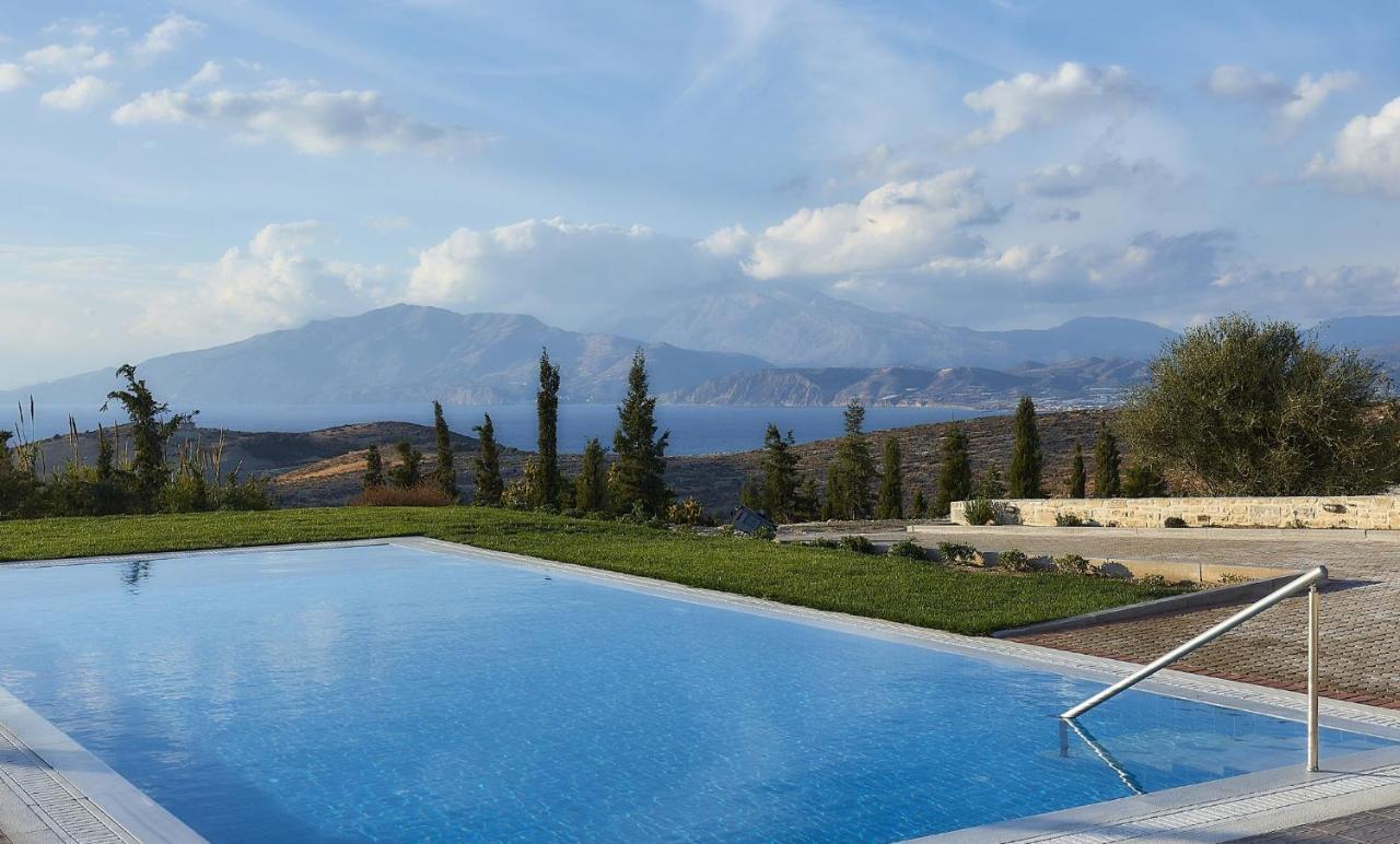 Orelia Cretan Deluxe Apartments Kamilari Bagian luar foto